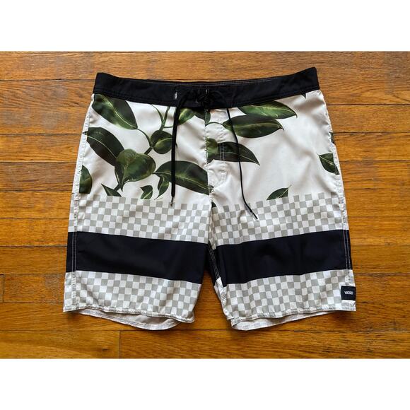 Vans Other - VANS Black/Gray/Green Floral Boardshorts sz 36